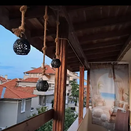 морска звезда поморие- פומורי